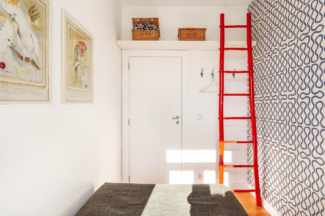 Joivy Chic 2Br Apt In Bairro Alto, 2Mins To Sao Pedro De Alcantara Viewpoint Lisboa Kültér fotó