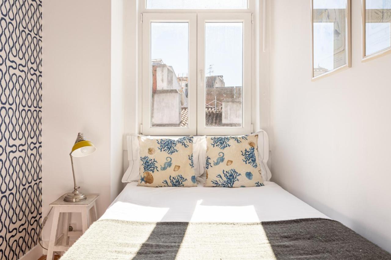 Joivy Chic 2Br Apt In Bairro Alto, 2Mins To Sao Pedro De Alcantara Viewpoint Lisboa Kültér fotó