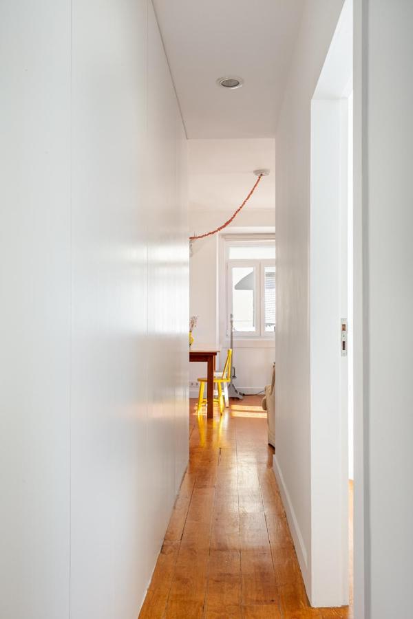 Joivy Chic 2Br Apt In Bairro Alto, 2Mins To Sao Pedro De Alcantara Viewpoint Lisboa Kültér fotó