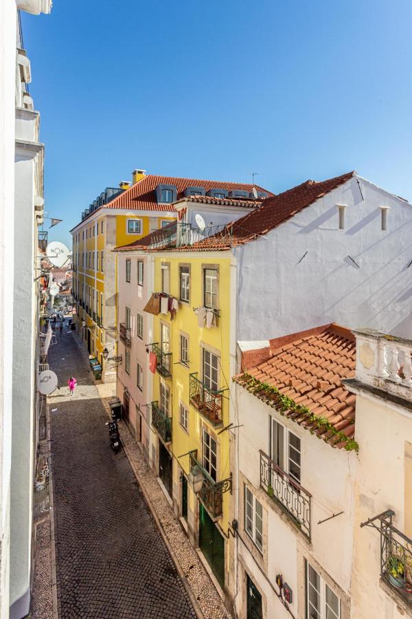 Joivy Chic 2Br Apt In Bairro Alto, 2Mins To Sao Pedro De Alcantara Viewpoint Lisboa Kültér fotó