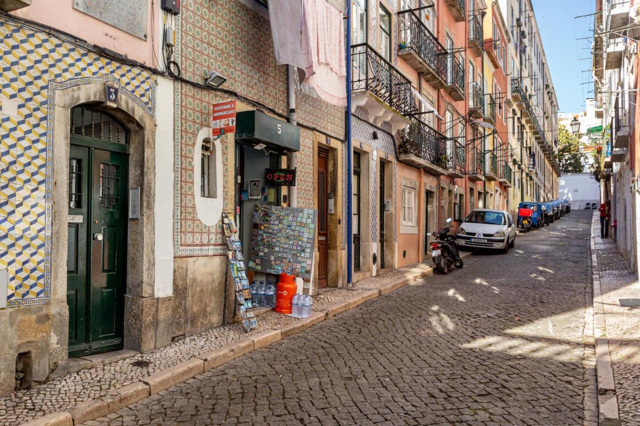 Joivy Chic 2Br Apt In Bairro Alto, 2Mins To Sao Pedro De Alcantara Viewpoint Lisboa Kültér fotó